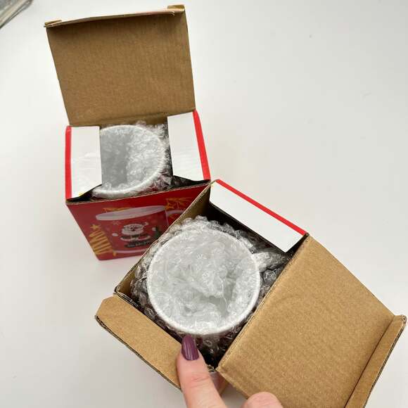 Brand NEW 1990s Christmas Mugs in Gift Box - Santa - Retro tacky - Picture 8 of 9